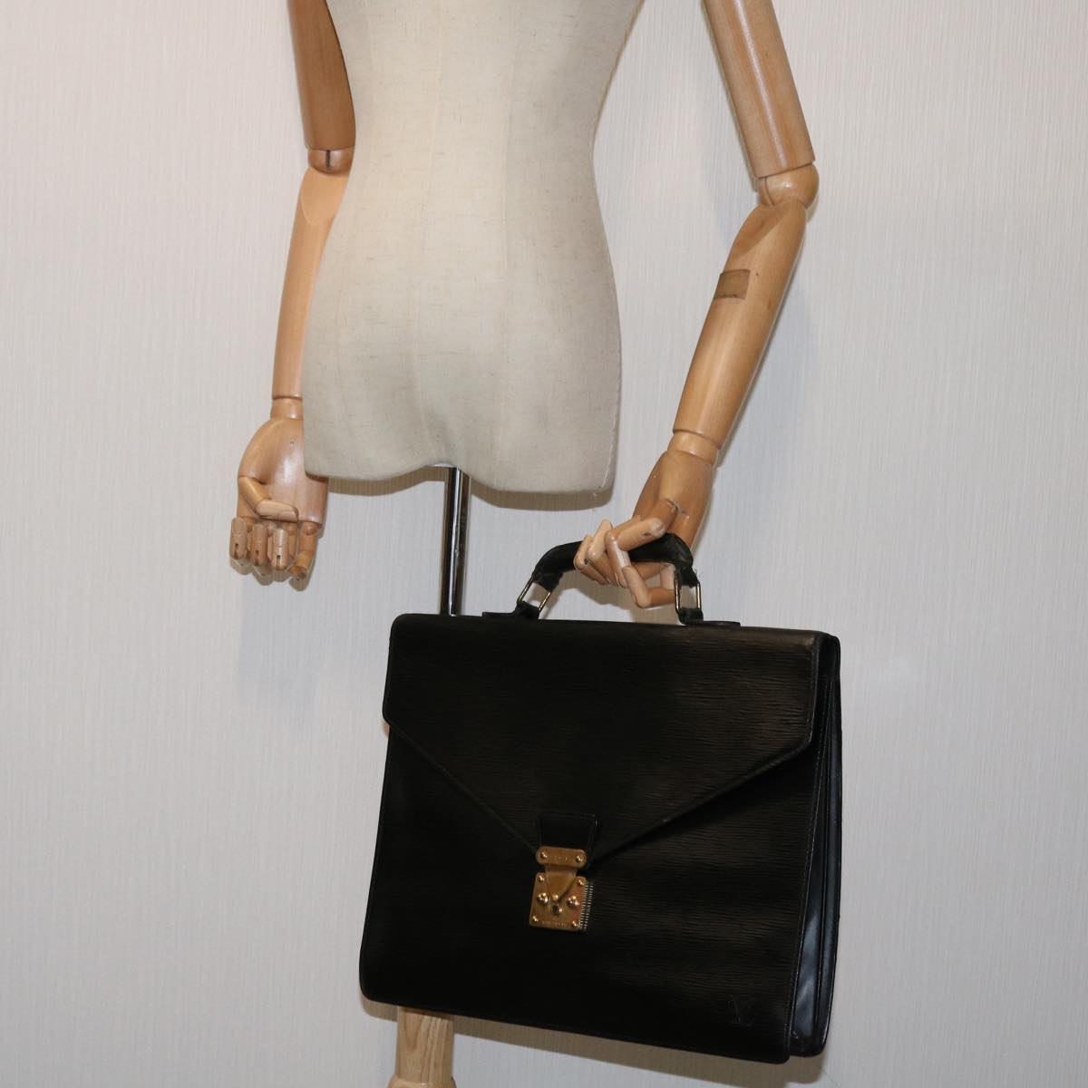LOUIS VUITTON Epi Serviette Conseiller Briefcase Black M54422 LV bs13055