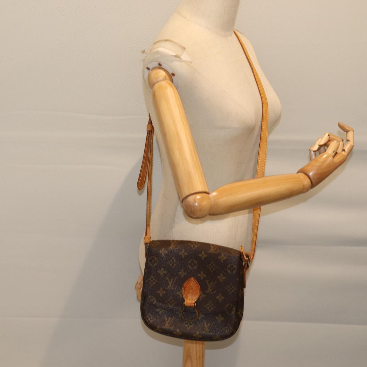 LOUIS VUITTON Monogram Saint Cloud MM Shoulder Bag M51243 LV bs13549