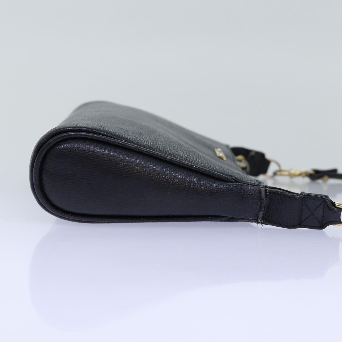 Luxury Fendi Shoulder Bag Leather Blackbs14132