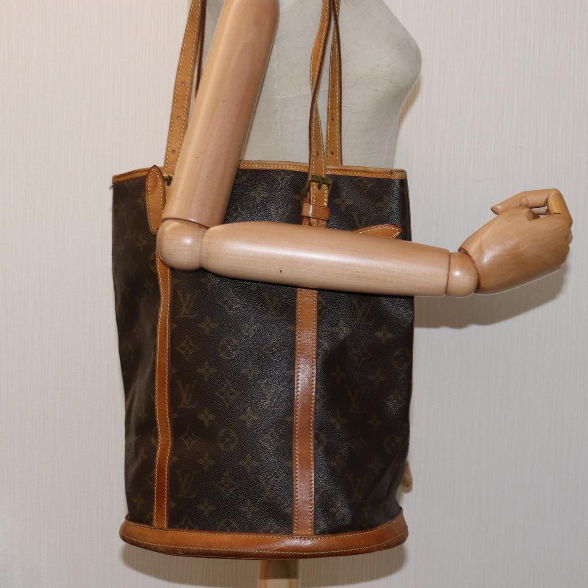 LOUIS VUITTON Monogram Bucket GM Shoulder Bag Vintage M42236 LV bs14144