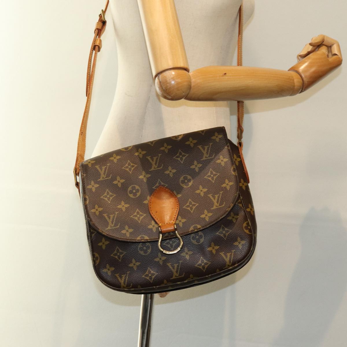 LOUIS VUITTON Monogram Saint Cloud GM Shoulder Bag M51242 LV bs14416