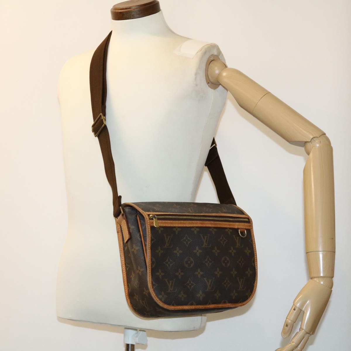 LOUIS VUITTON Monogram Messenger Bosphore PM Shoulder Bag M40106 LV bs1525
