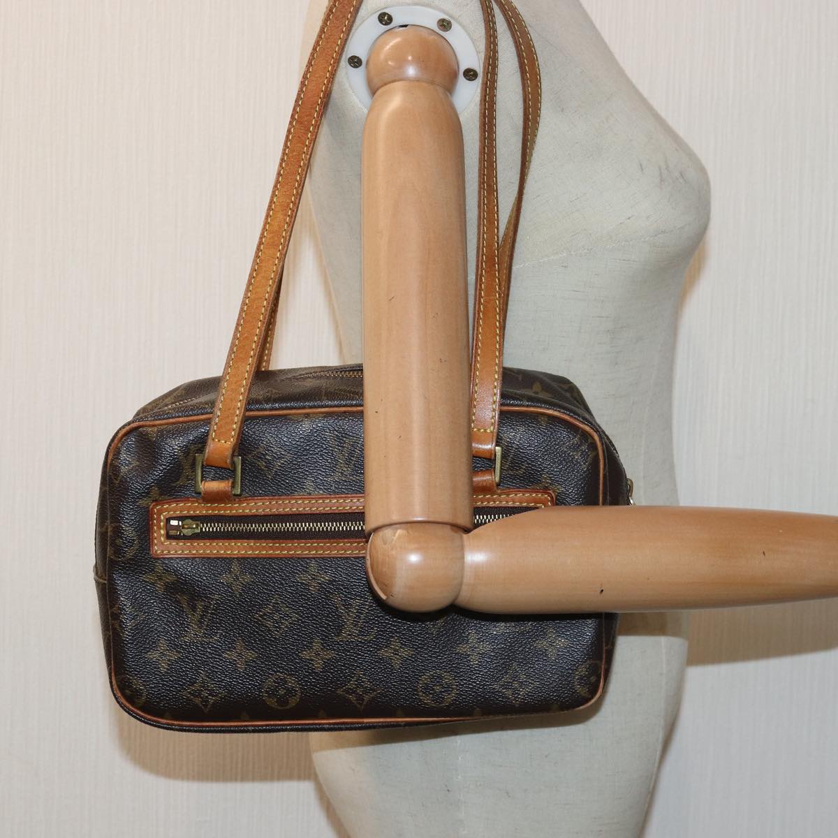 LOUIS VUITTON Monogram Cite MM Hand Bag M51182 LV bs16306