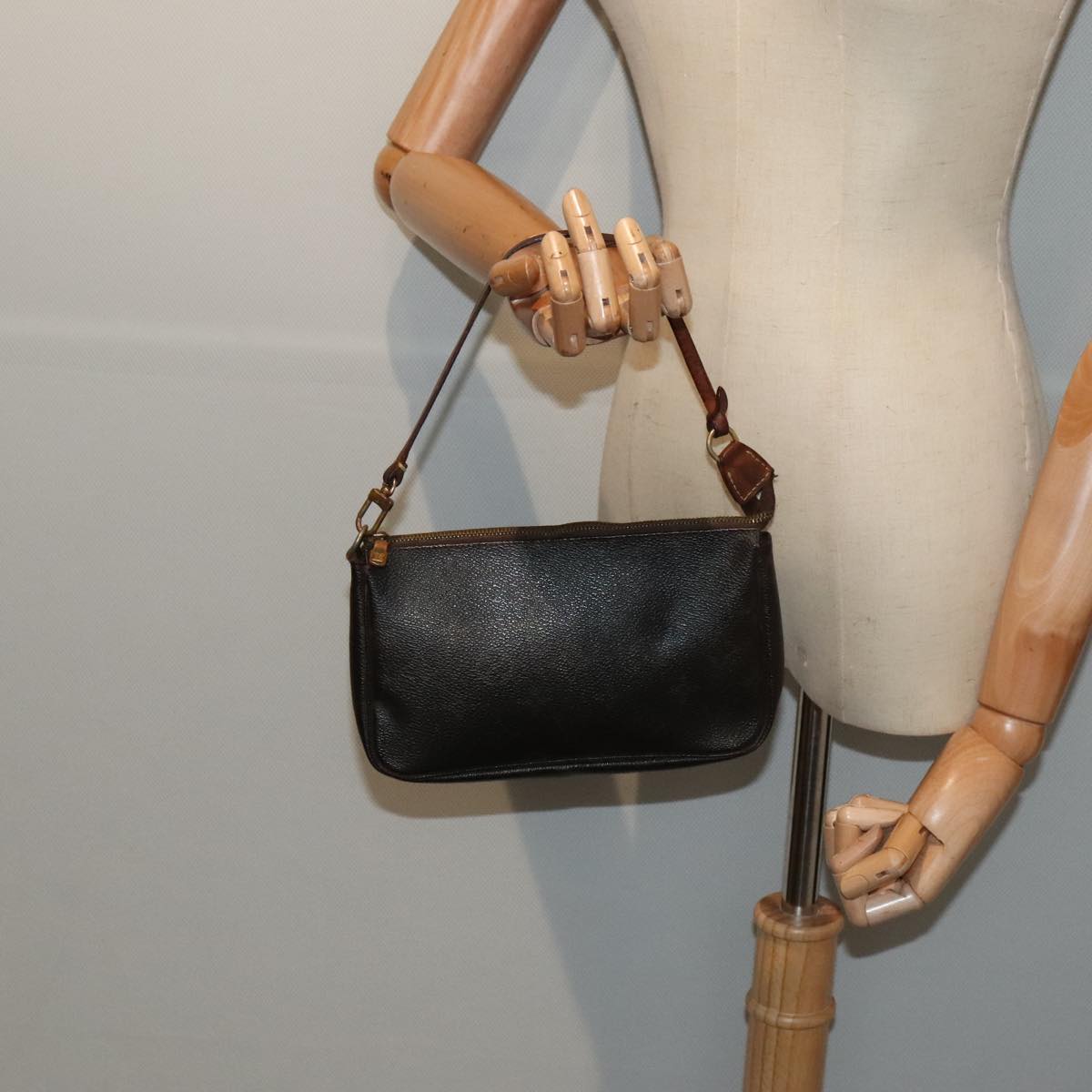 LOUIS VUITTON Monogram Pochette Accessoires Pouch M51980 LV bs17409