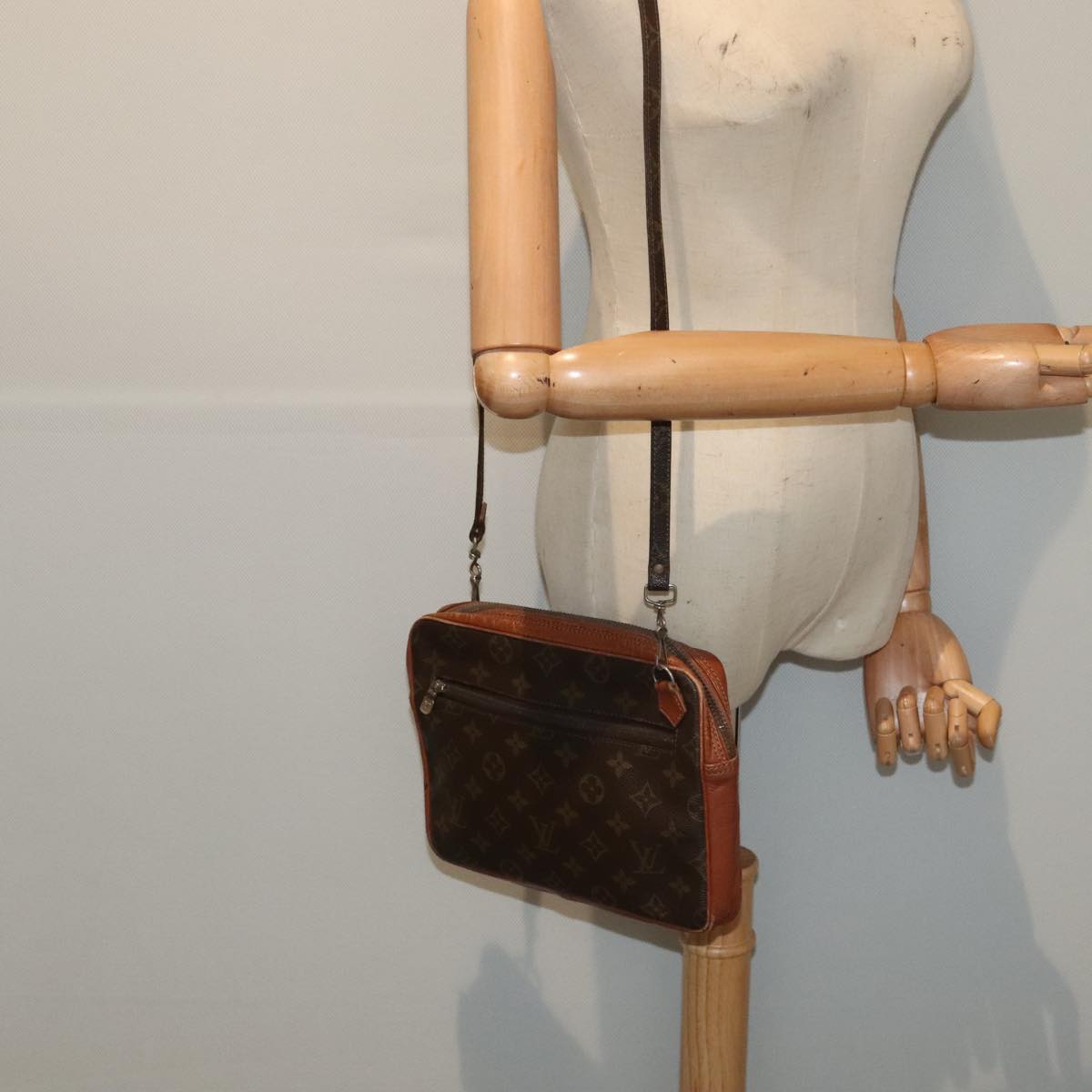 LOUIS VUITTON Monogram Pochette Sports Clutch Bag No.183 LV bs17545