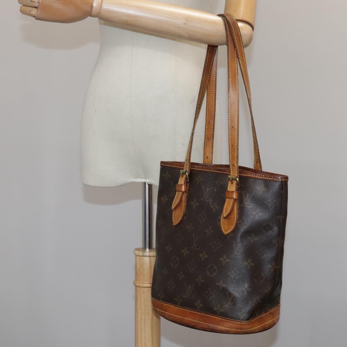 LOUIS VUITTON Monogram Bucket PM Shoulder Bag M42238 LV bs19361