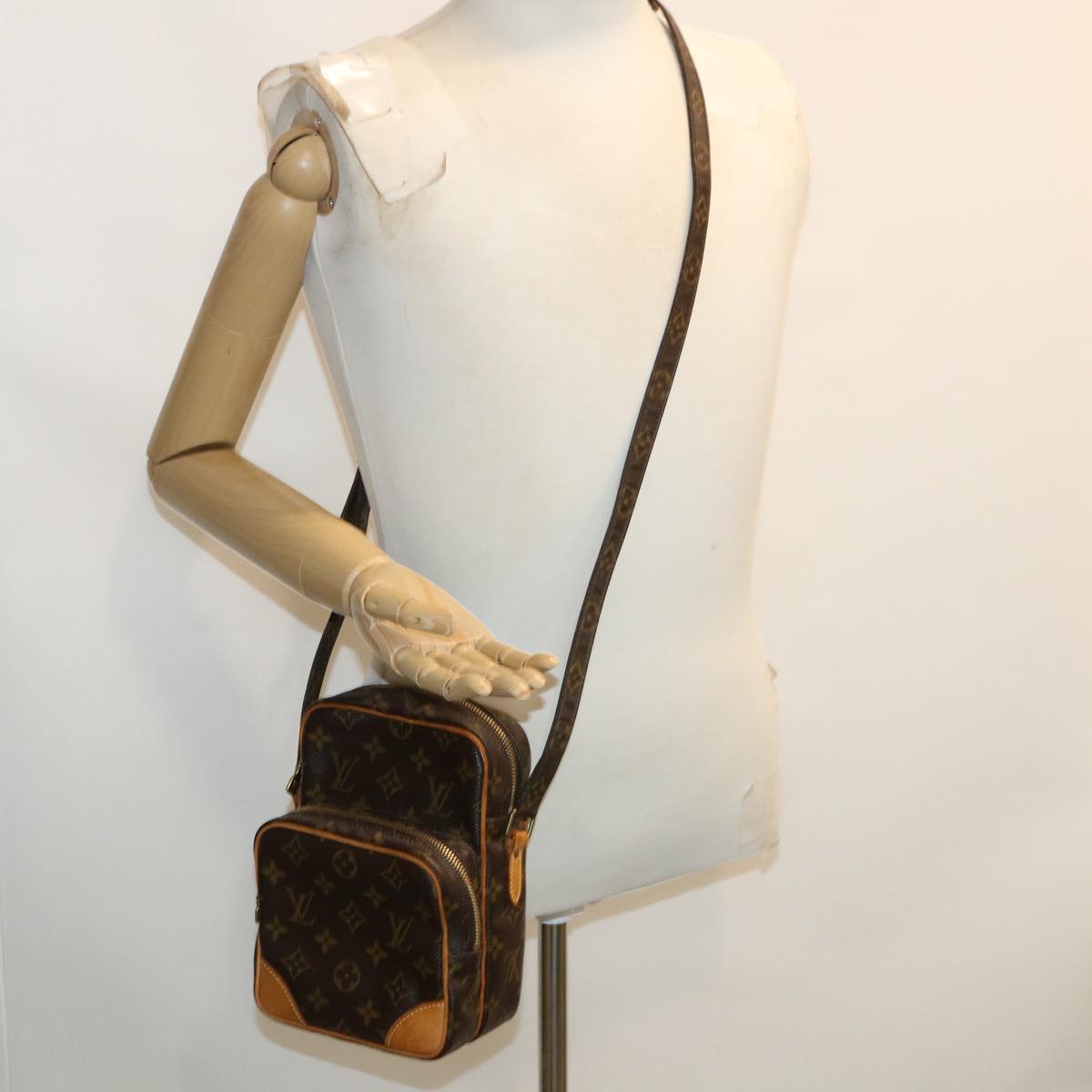 LOUIS VUITTON Monogram Amazon Shoulder Bag M45236 LV bs3353