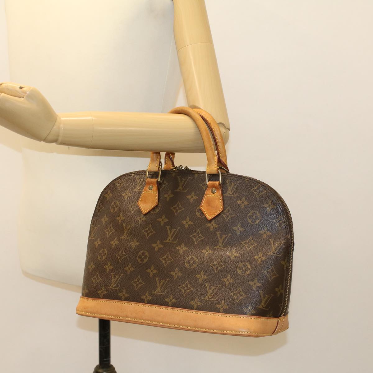 LOUIS VUITTON Monogram Alma Hand Bag M51130 LV bs6196