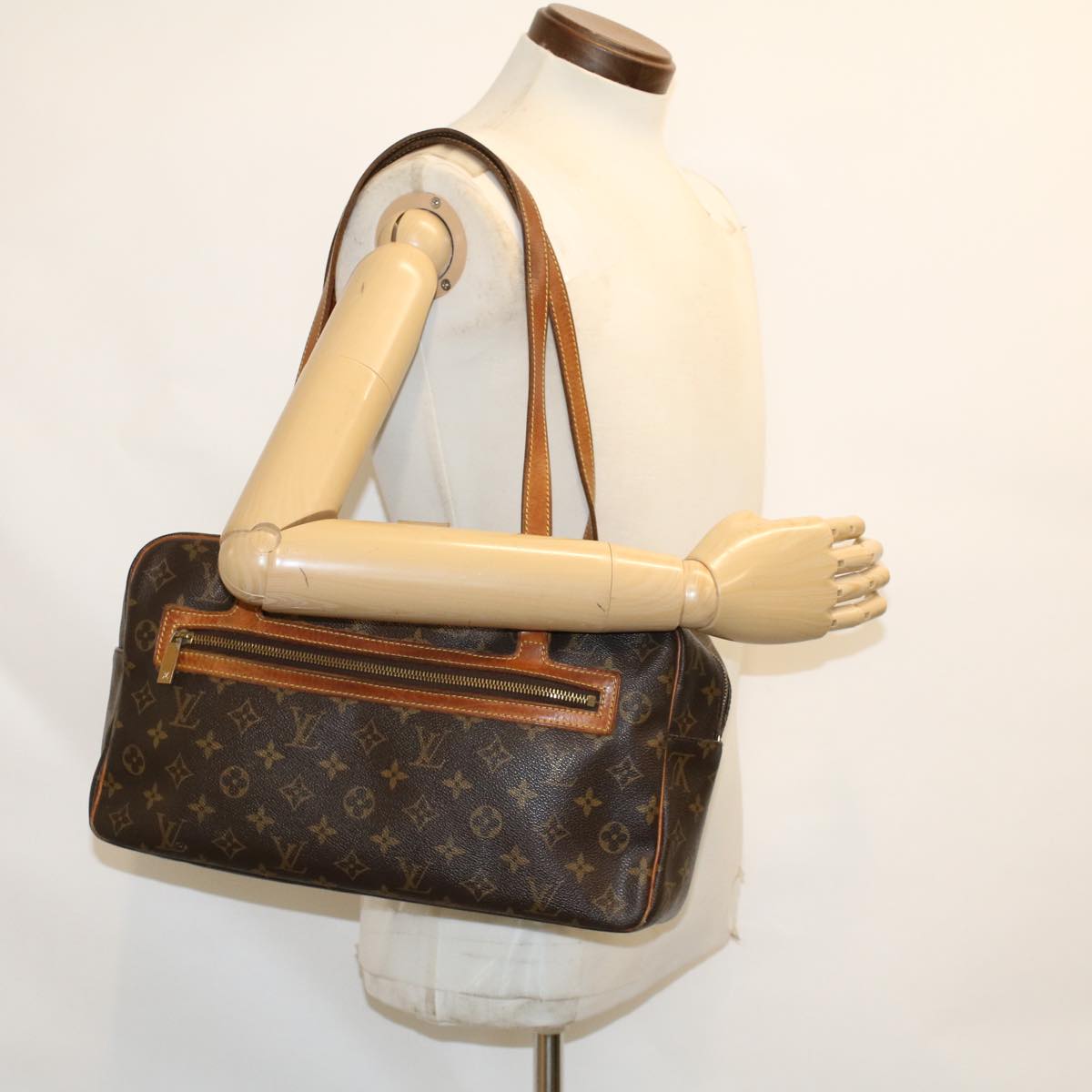 LOUIS VUITTON Monogram Cite GM Hand Bag M51181 LV bs6234
