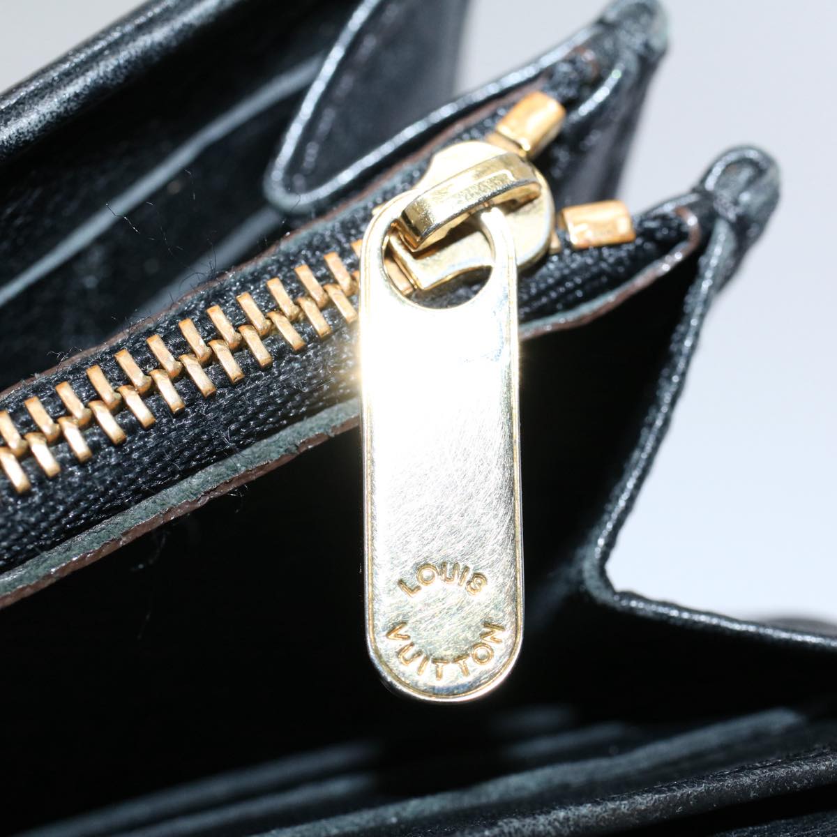 LOUIS VUITTON Mahina Portefeuille Amelia Long Wallet Black M95549 LV bs8357