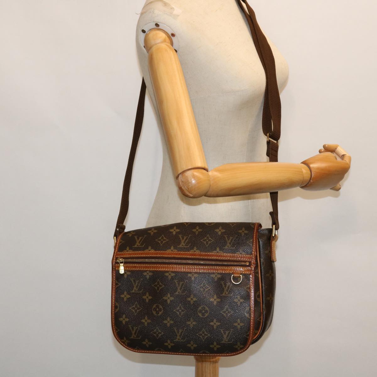 LOUIS VUITTON Monogram Messenger Bosphore PM Shoulder Bag M40106 LV bs8465