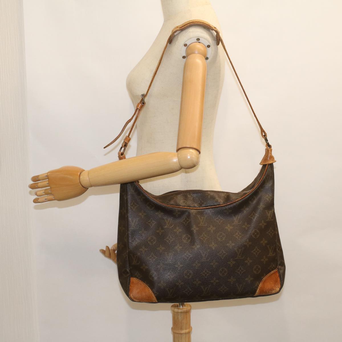 LOUIS VUITTON Monogram Boulogne 35 Shoulder Bag M51260 LV bs8967
