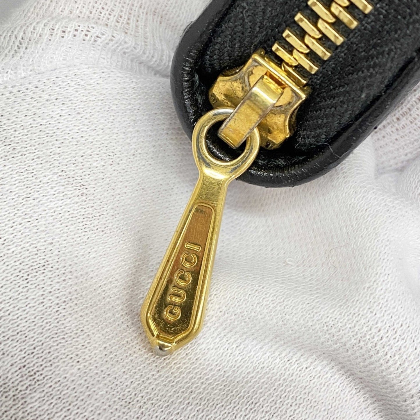 Gucci Leather Wallet ()