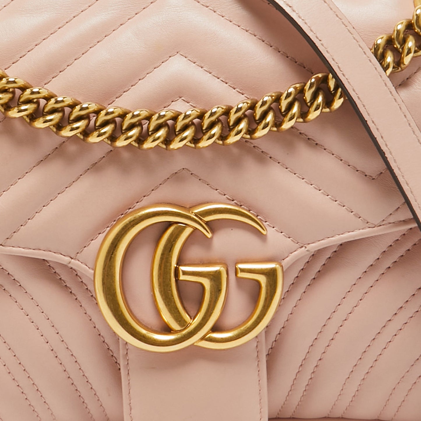 Luxury Gucci Trending 2025 Pink Matelassé Leather Small Gg Marmont Shoulder Bag..
