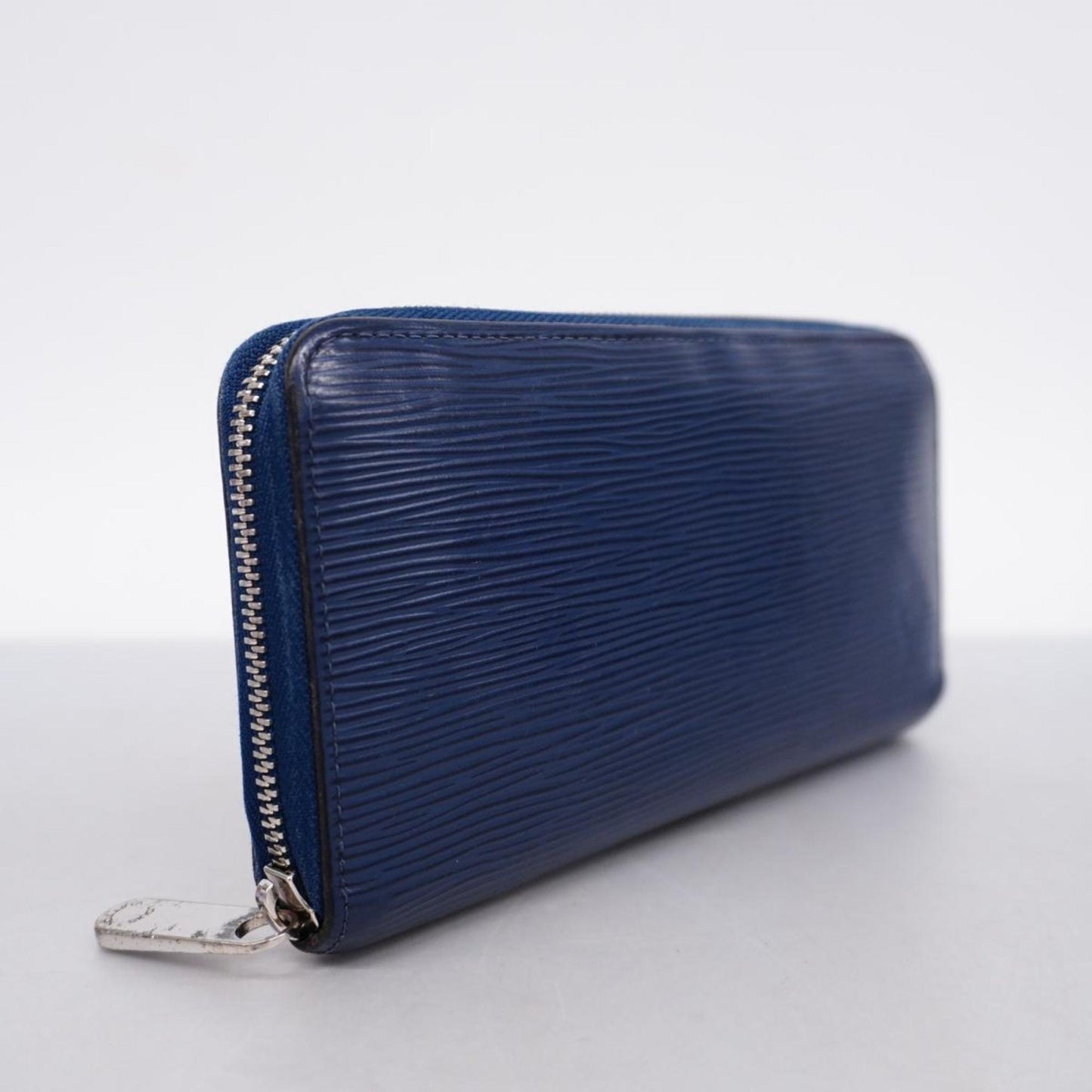 Louis Vuitton Zippy Wallet Leather Wallet ()