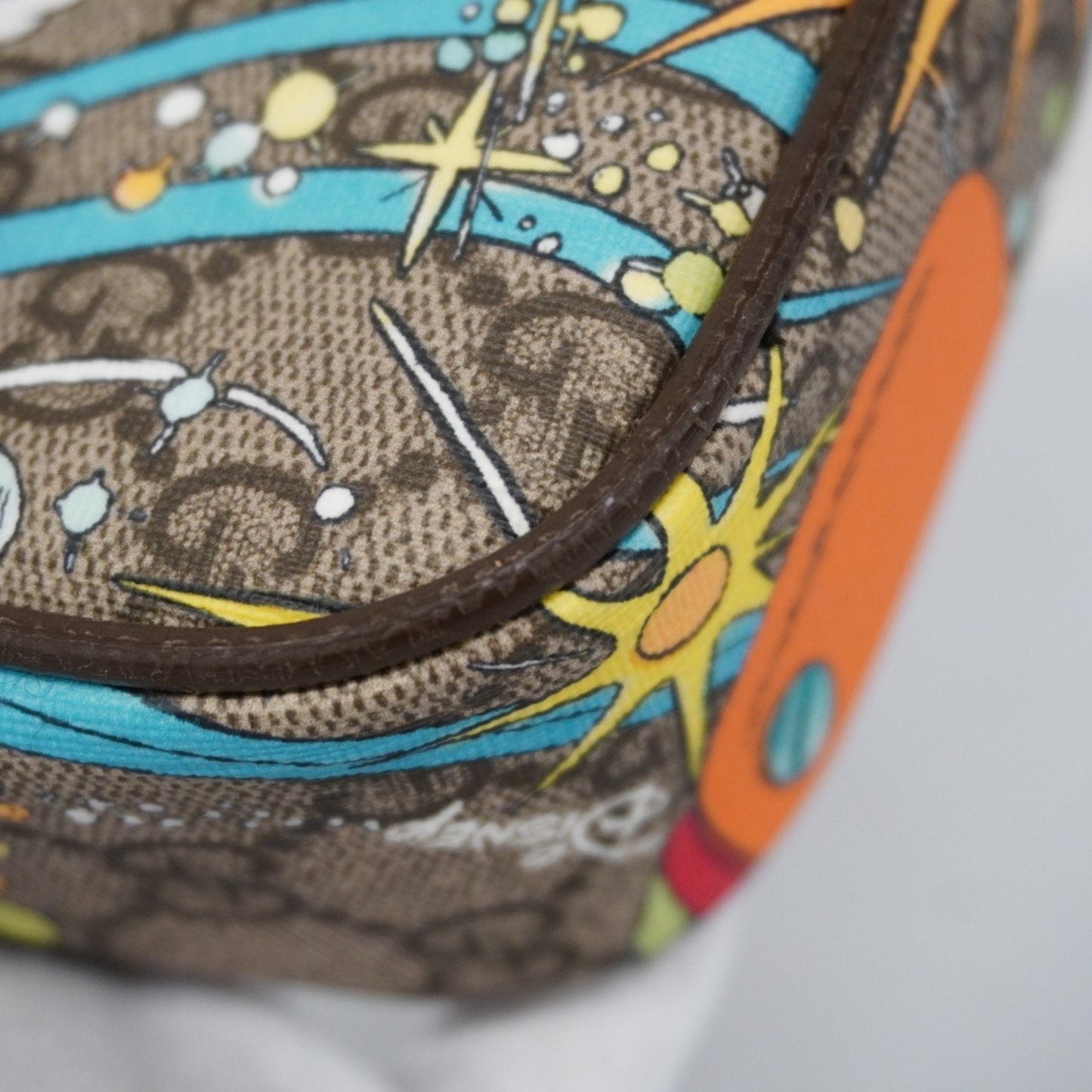 Gucci Canvas Clutch Bag ()
