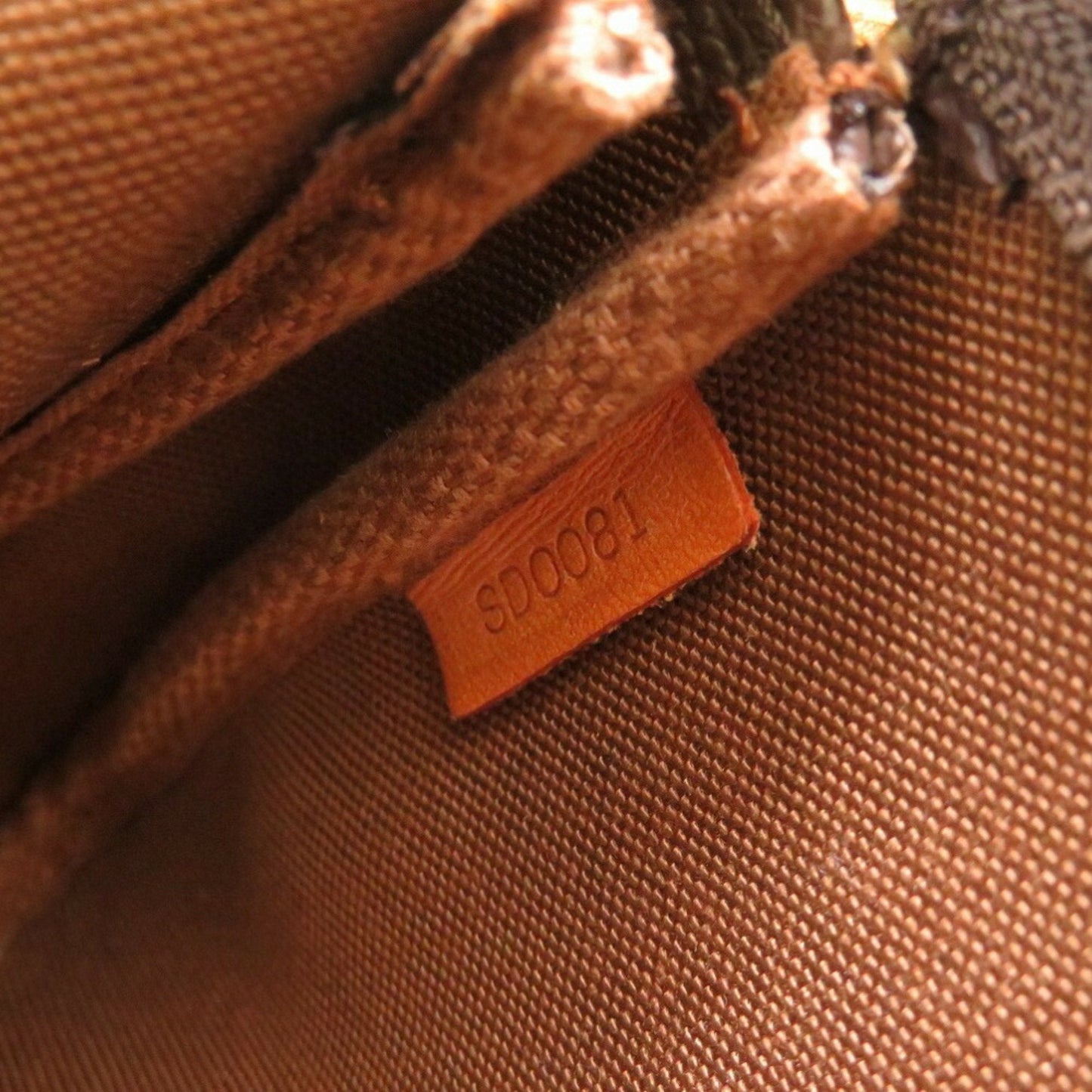 Louis Vuitton Pochette Accessoires Canvas Clutch Bag ()