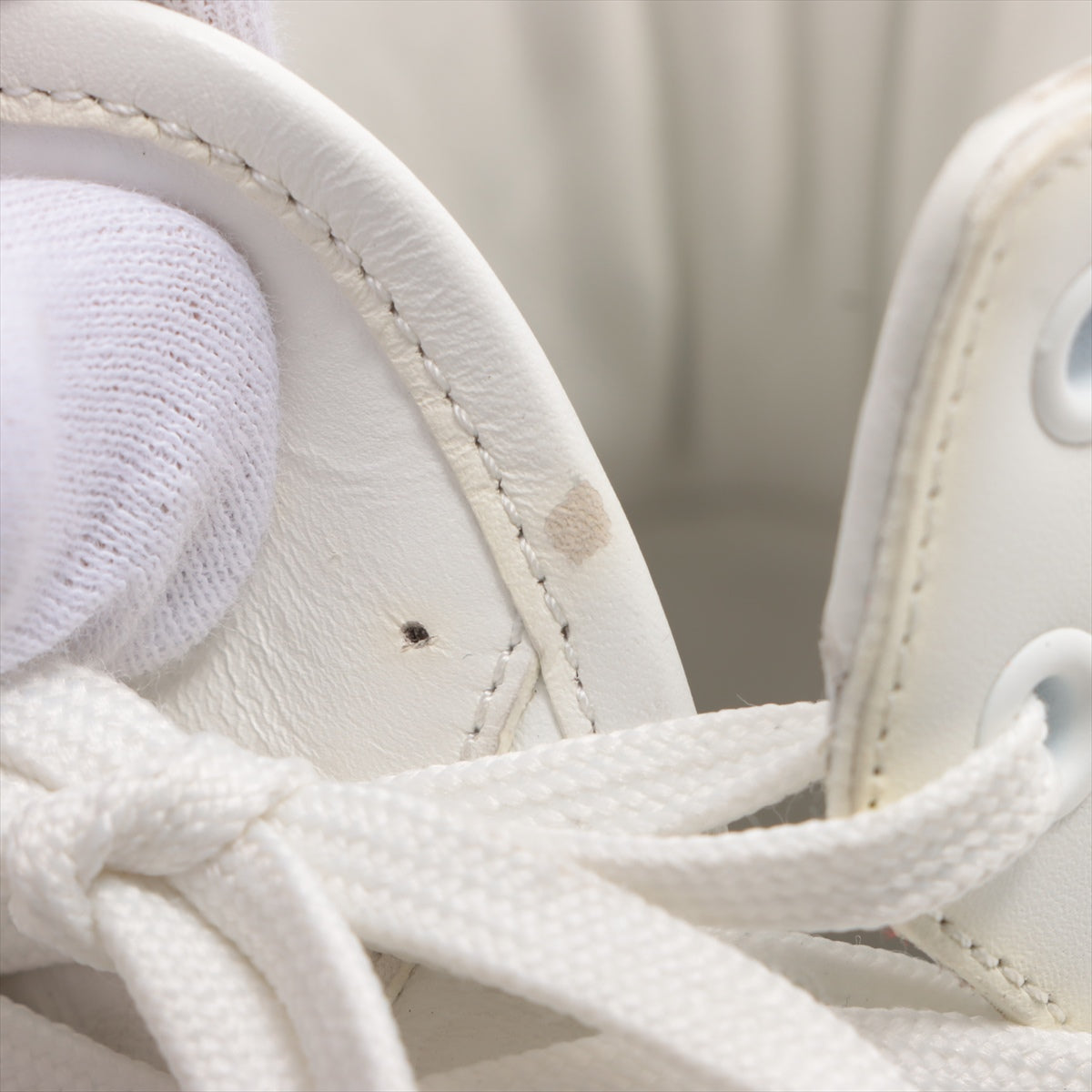 Louis Vuitton Rivoli Line 19 Years Leather Highcut Sneaker 8 Men White MS0199 Monogram