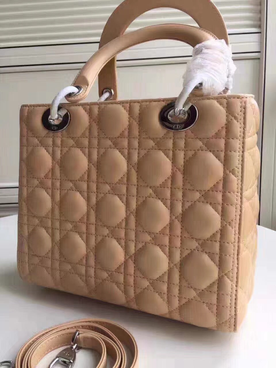 Luxury DiorMedium Lady Luxury DiorBag In Apricot Lambskin