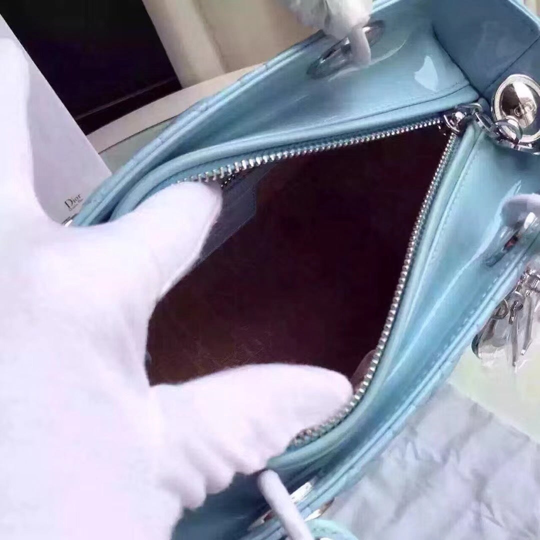 Luxury DiorMedium Lady Luxury DiorBag In Celeste Patent Leather