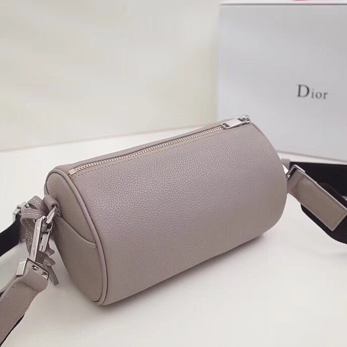 Luxury DiorRoller Pouch In Grey Grained Calfskin