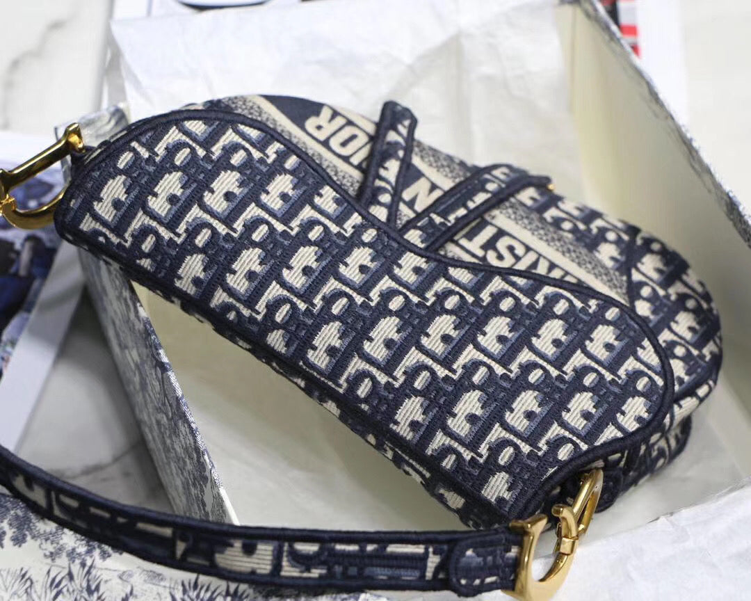 Luxury DiorSaddle Bag In Blue Oblique Embroidered Canvas