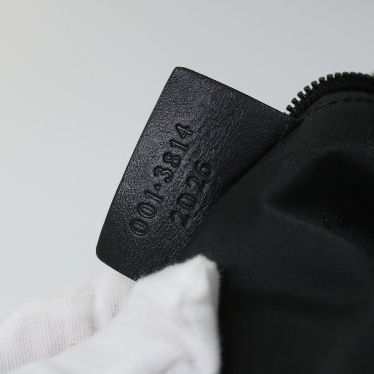 Gucci Gg Canvas Canvas Shoulder Bag