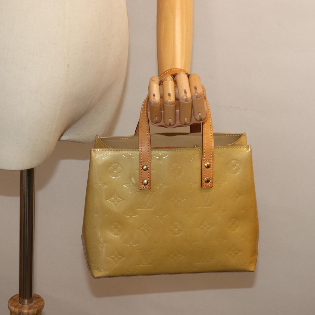 LOUIS VUITTON Monogram Vernis Reade PM Hand Bag Beige M91334 LV ep4215
