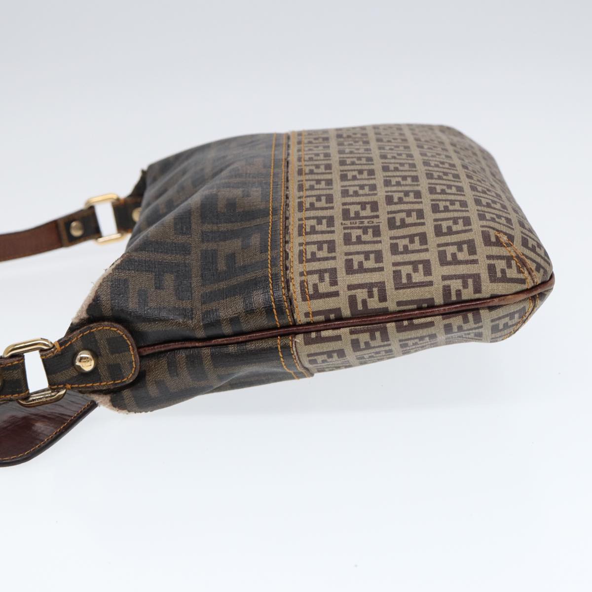 Luxury Fendi Zucca Canvas Shoulder Bag Brown Black goldep5455