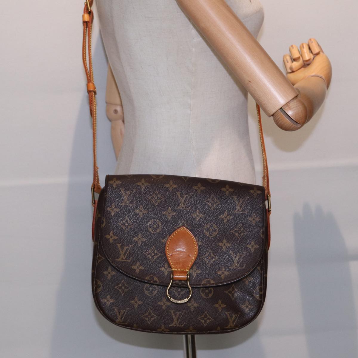 LOUIS VUITTON Monogram Saint Cloud GM Shoulder Bag M51242 LV ep5611