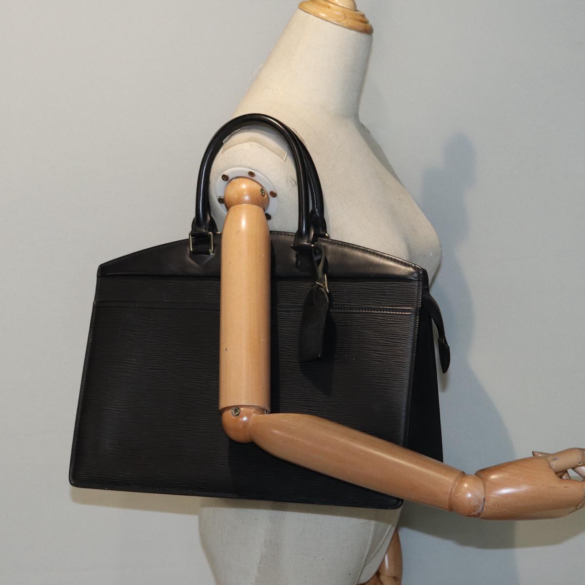 LOUIS VUITTON Epi Riviera Hand Bag Noir Black M48182 LV ep5640