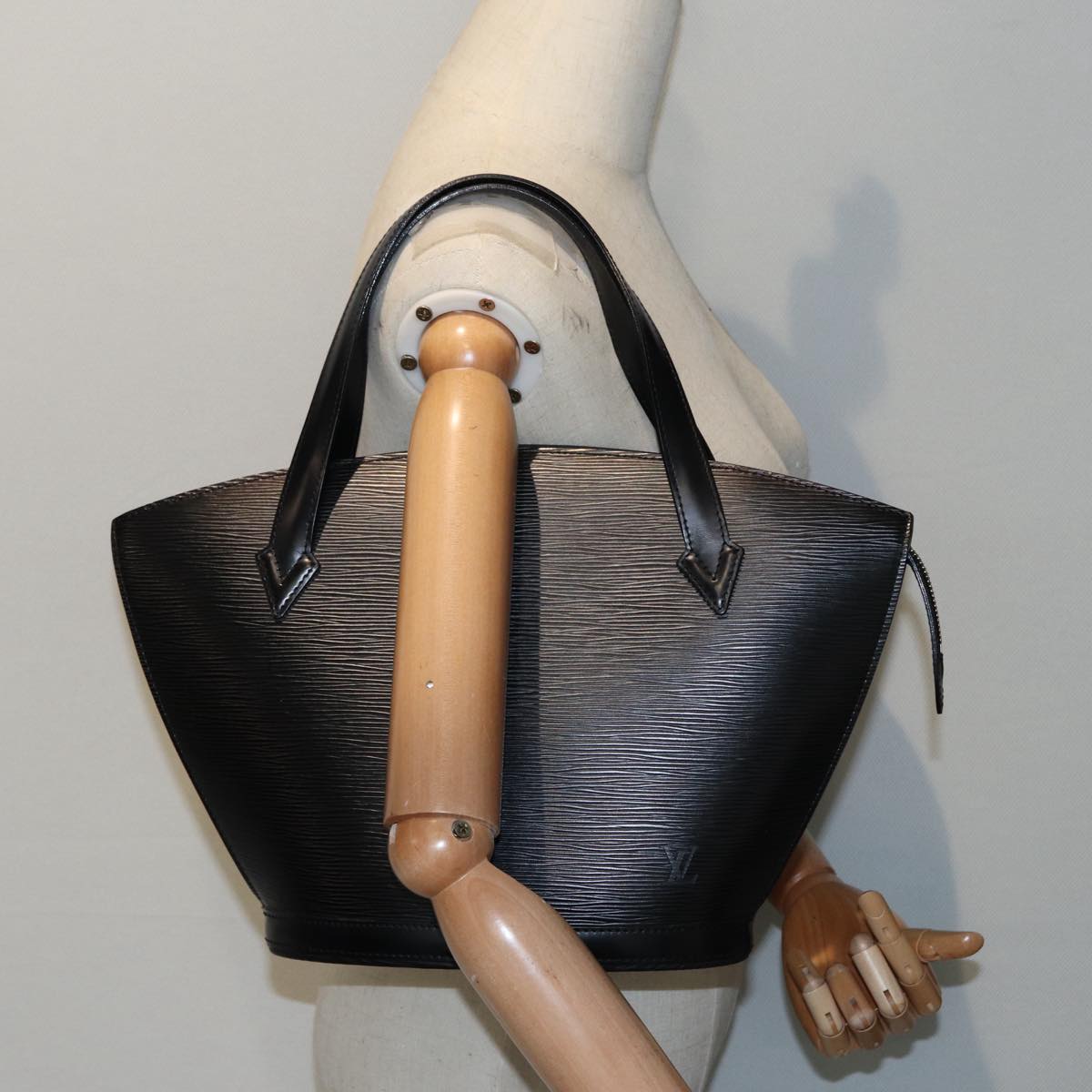 LOUIS VUITTON Epi Saint Jacques Hand Bag Black M52272 LV ep5680