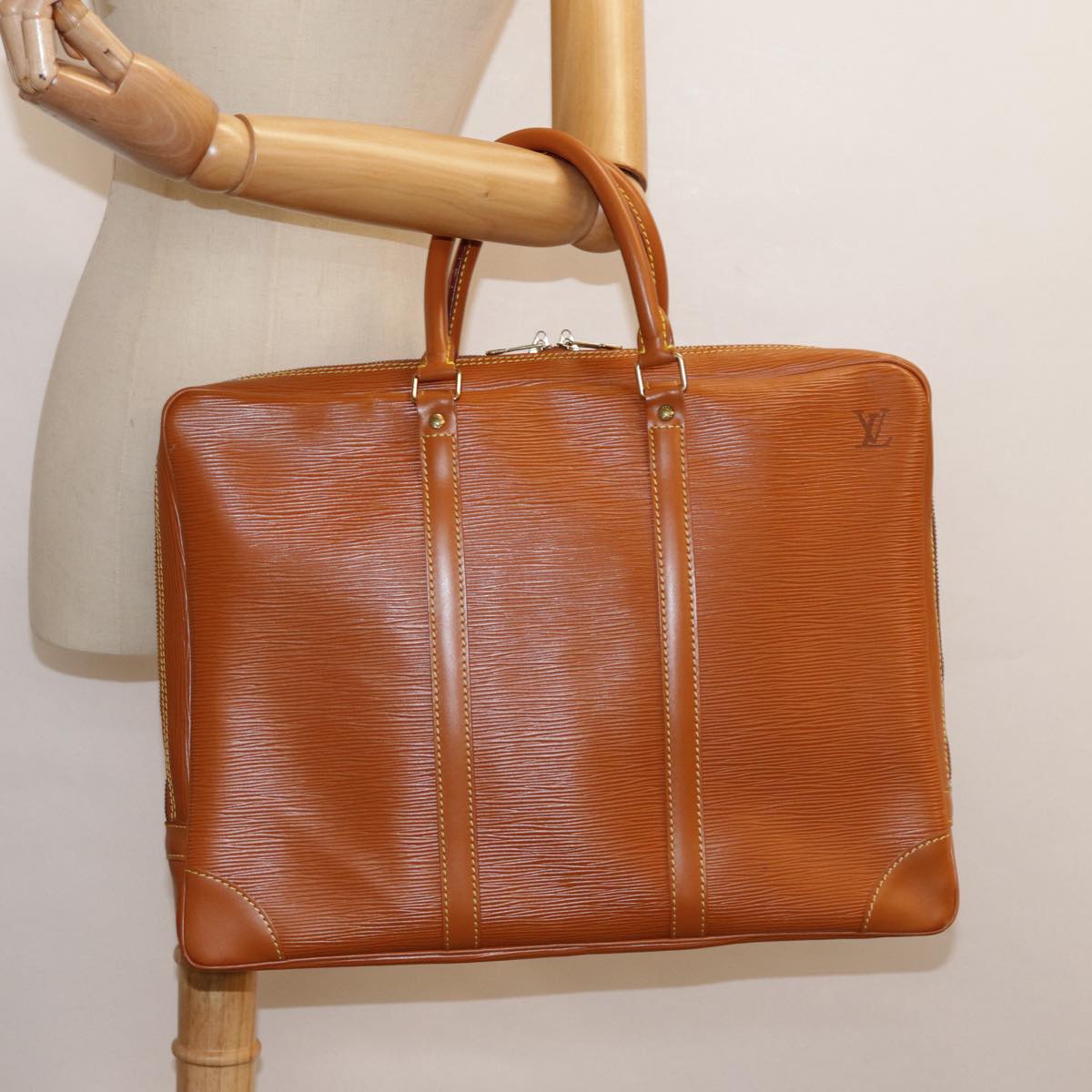 LOUIS VUITTON Epi Porte Documents Voyage Bag Zipangu Gold M54478 LV ep5703