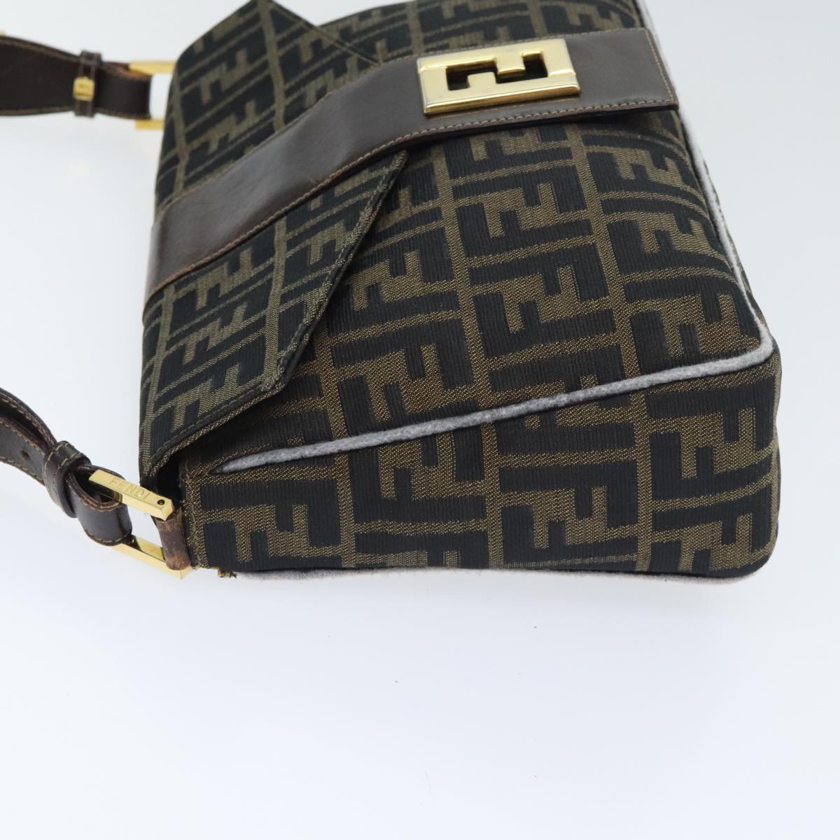 Luxury Fendi Zucca Canvas Shoulder Bag Brown Black Goldep5919