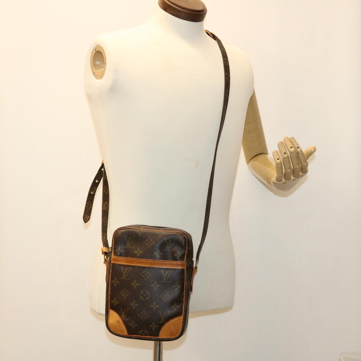LOUIS VUITTON Monogram Danube Shoulder Bag M45266 LV ep616