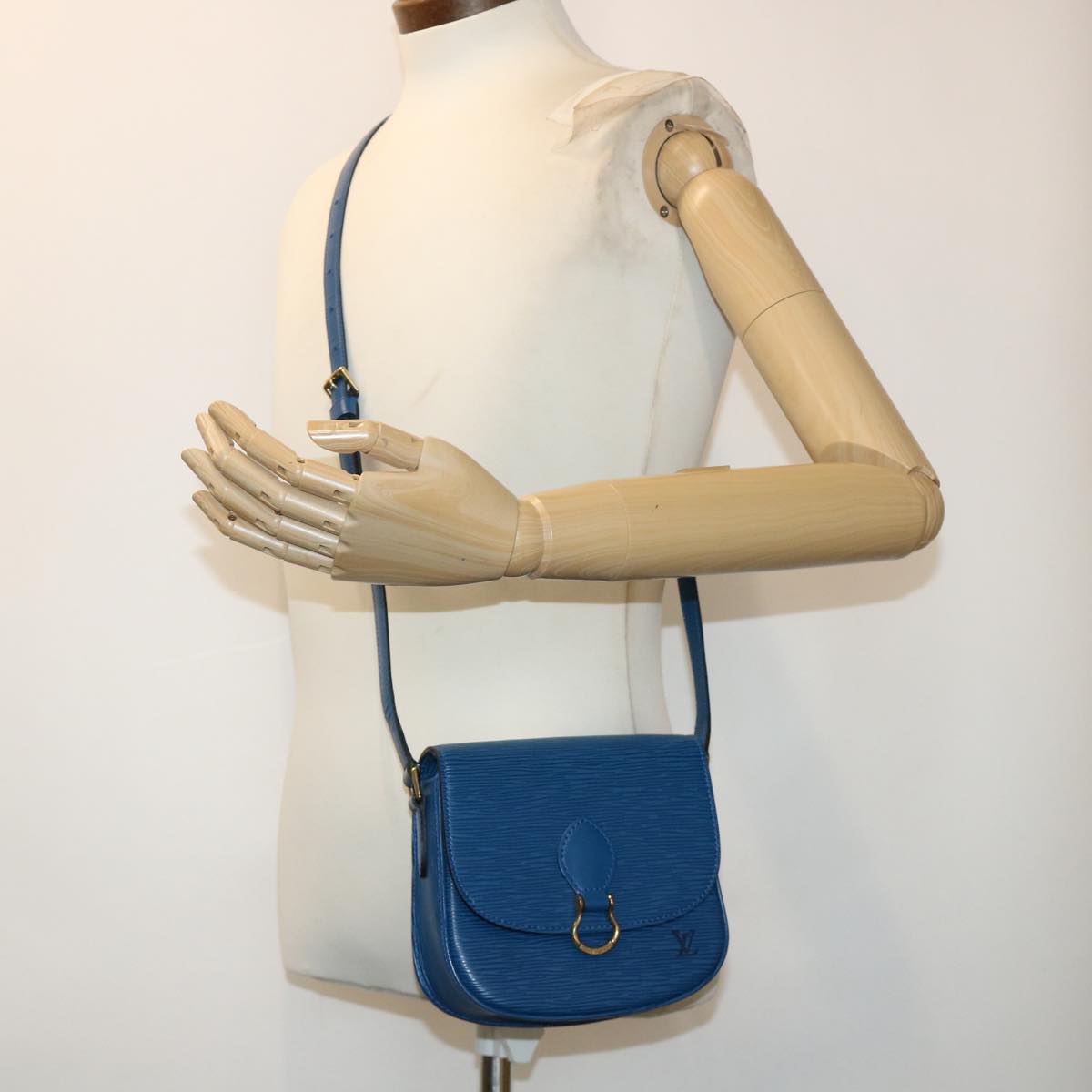 LOUIS VUITTON Epi Saint Cloud PM Shoulder Bag Blue M52195 LV ep892