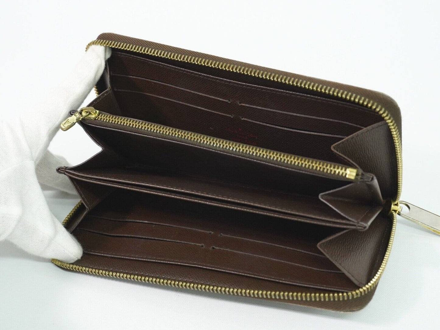 Louis Vuitton Zippy Wallet Canvas Wallet ()