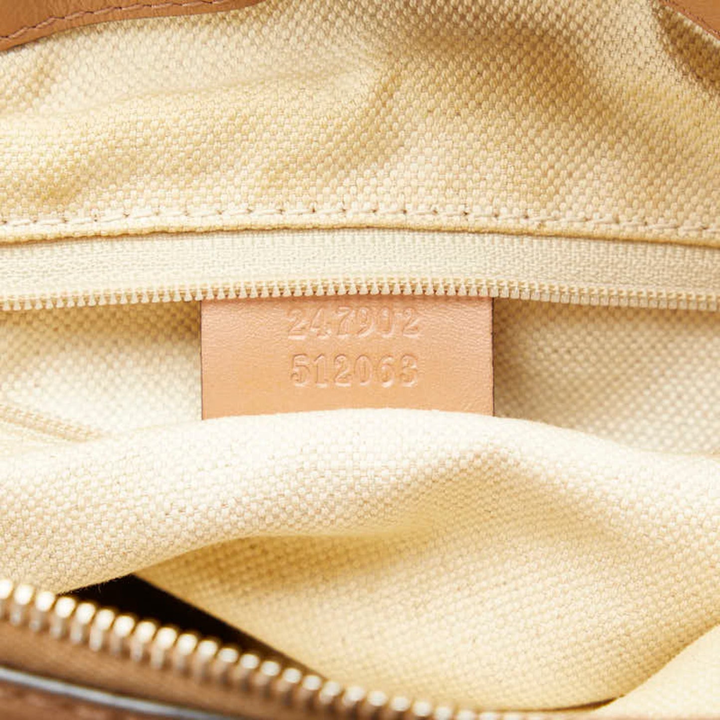Luxury Gucci Trending 2025 Sukey Leather Shoulder Bag ()