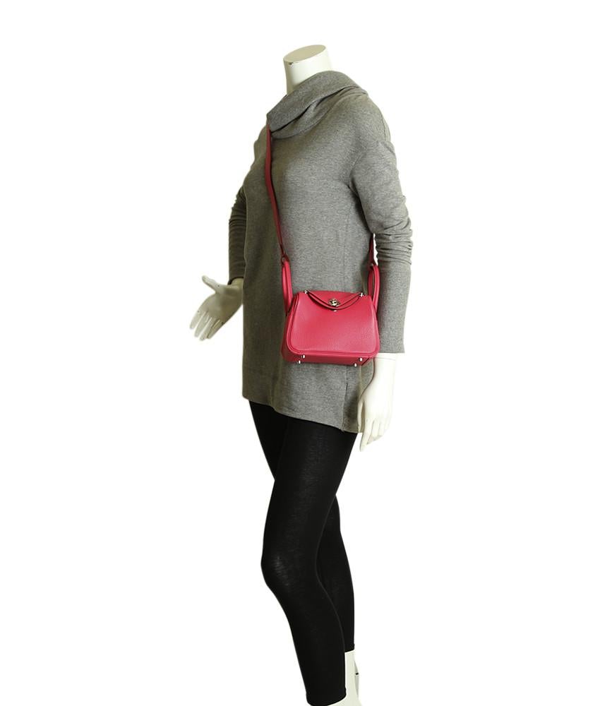 Luxury Hermes Mini Lindy 20 Rose Extreme Taurillon Clemence 2- Way Bag