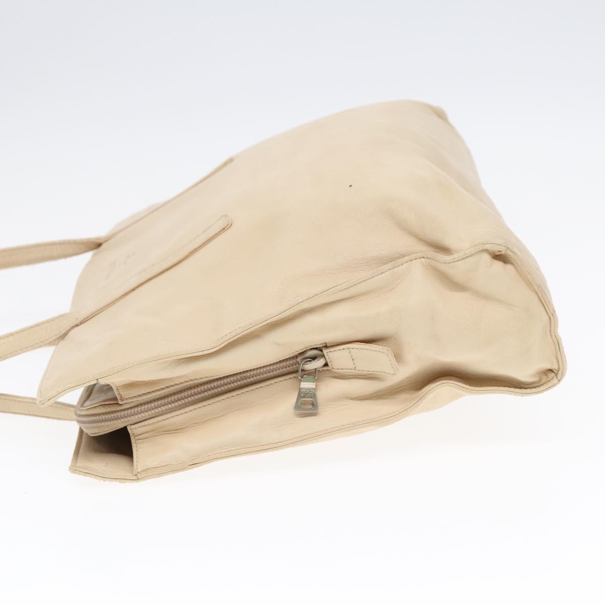 Luxury Prada Shoulder Bag Leather Beige Silver fm3813