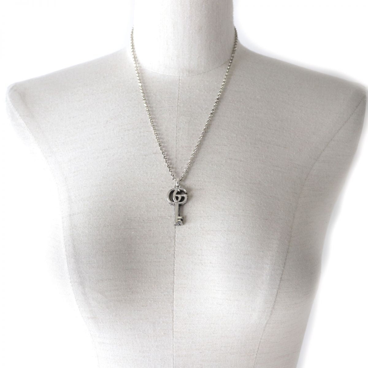 Luxury Gucci Trending 2025 Silver Double G Key Necklace
