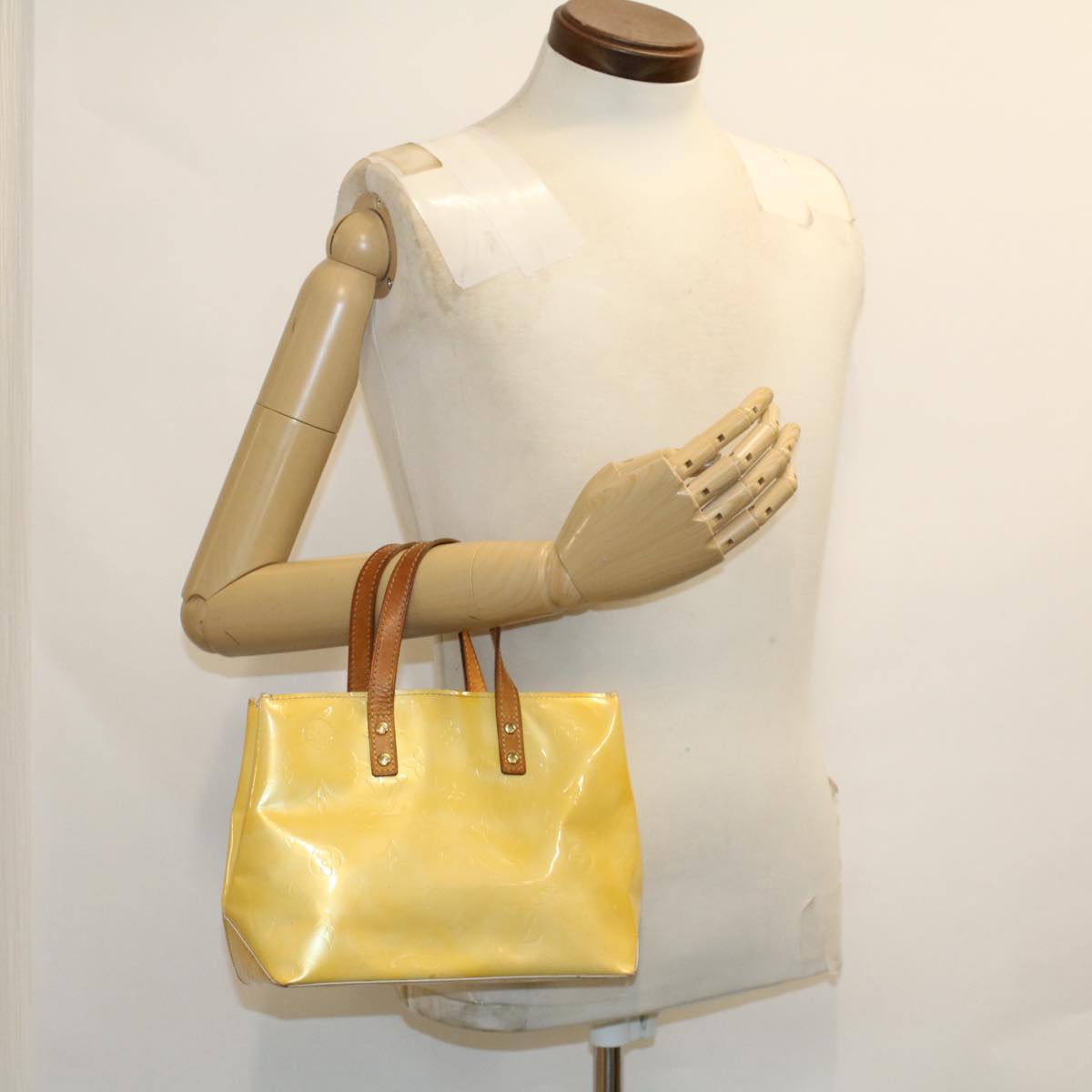 LOUIS VUITTON Monogram Vernis Reade PM Hand Bag Perle M91336 LV hk740