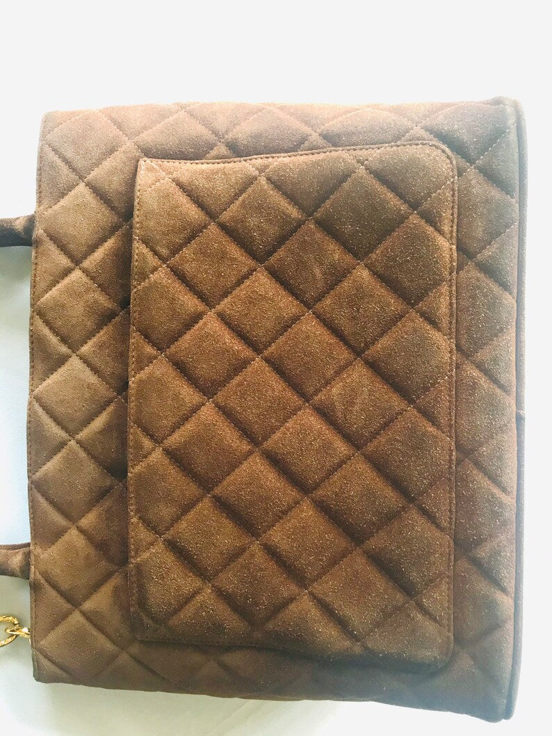 Luxury Chanel Vintage brown suede classic tote bag with large CC mark and golden CC medal charm to the zipper