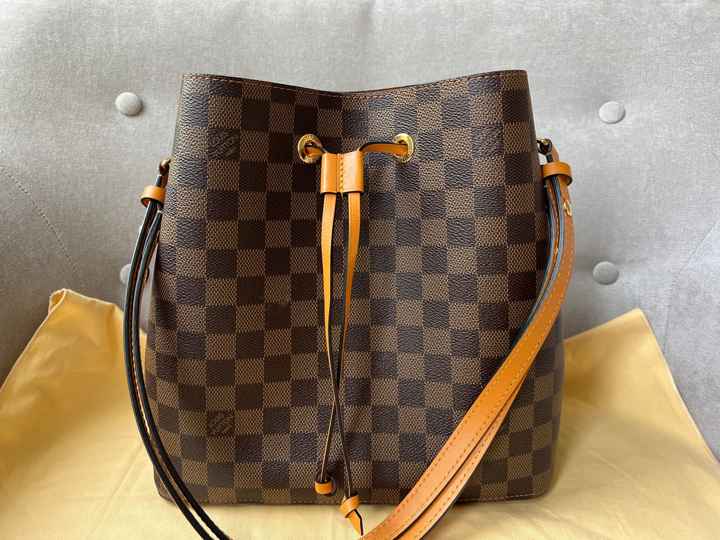 Louis Vuitton Neo Noe Damier Ebene and Safran (1,560)