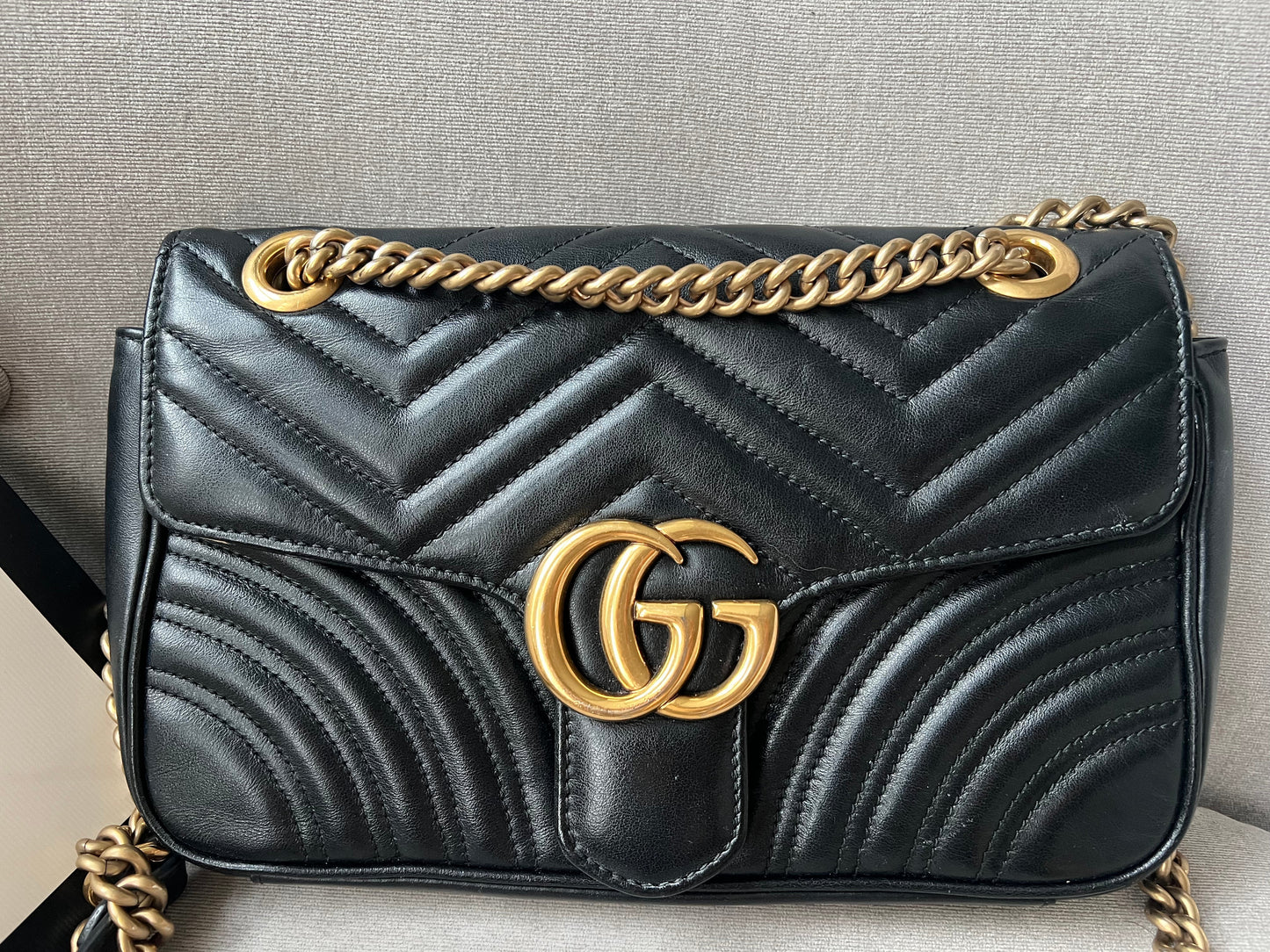 Luxury Gucci GG Black Marmont Small Shoulder Bag