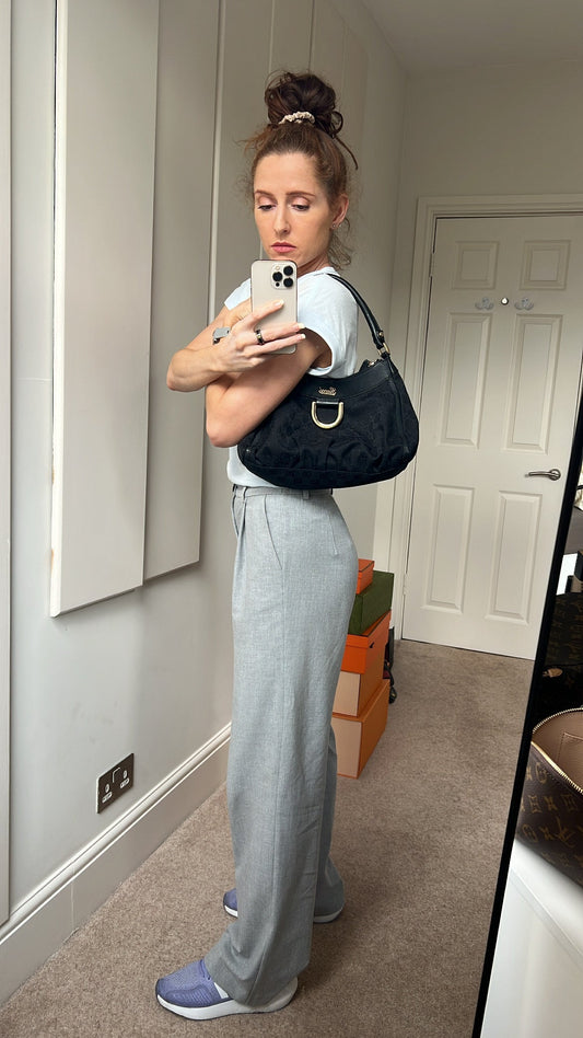 Luxury Gucci GG Canvas Small Black Abbey D Ring Hobo
