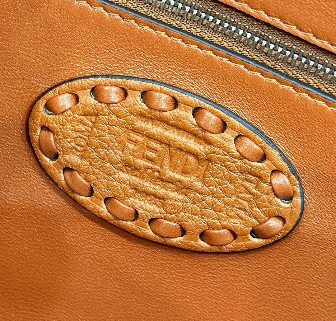 Luxury FendiBAGUETTE 27CM BROWN CALFSKIN SILVER HARDWARE