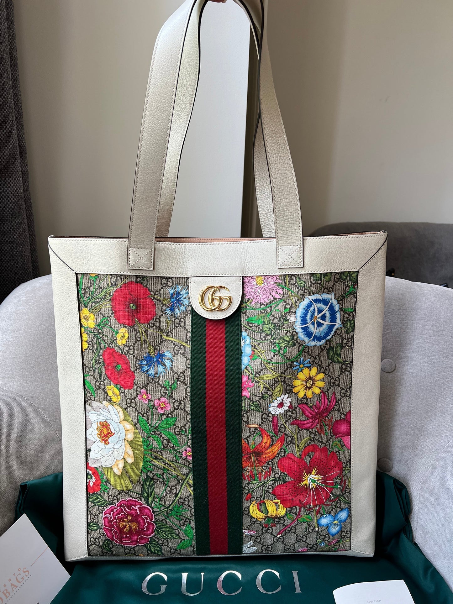 Luxury Gucci White Monogram Canvas Flora Large Ophidia Shopping Tote