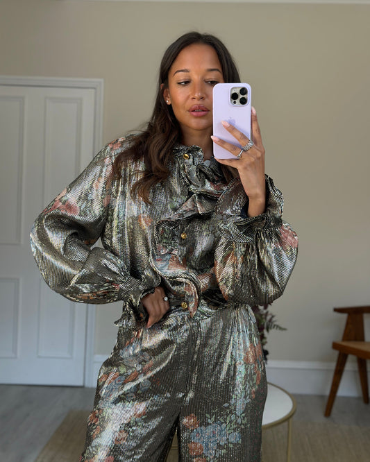 Luxury Gucci Trending 2025 Black Metallic Striped Blouse and Trouser Set with Floral Detail Size UK 10-14