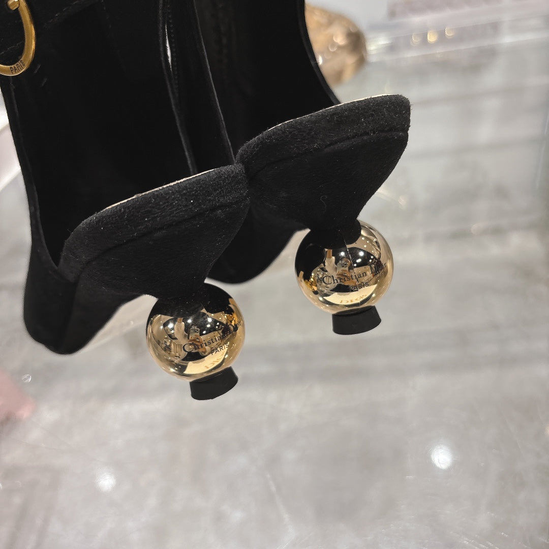 Luxury DiorD-Idole Heeled Ankle Boot In Black Suede 996438